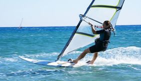 Windsurfing, kitesurfing i jetsurfing