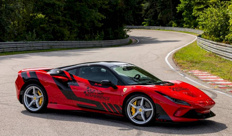Ferrari F458 Italia kierowca