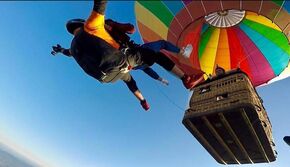 Skok spadochronowy z balonu
