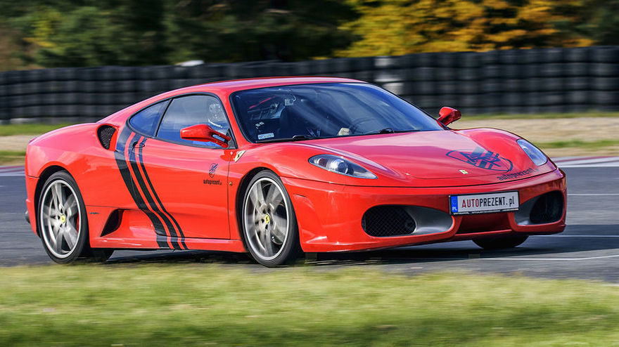 Jazda Ferrari i Nissan GTR - kierowca - Cała Polska - 8 okrążeń - #3
