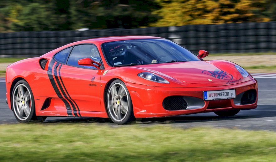 Jazda Ferrari i Nissan GTR - kierowca - Cała Polska - 6 okrążeń - #3